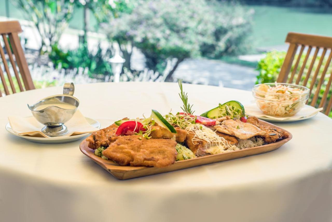 Regia Panzio Bed & Breakfast Halaszi Ngoại thất bức ảnh
