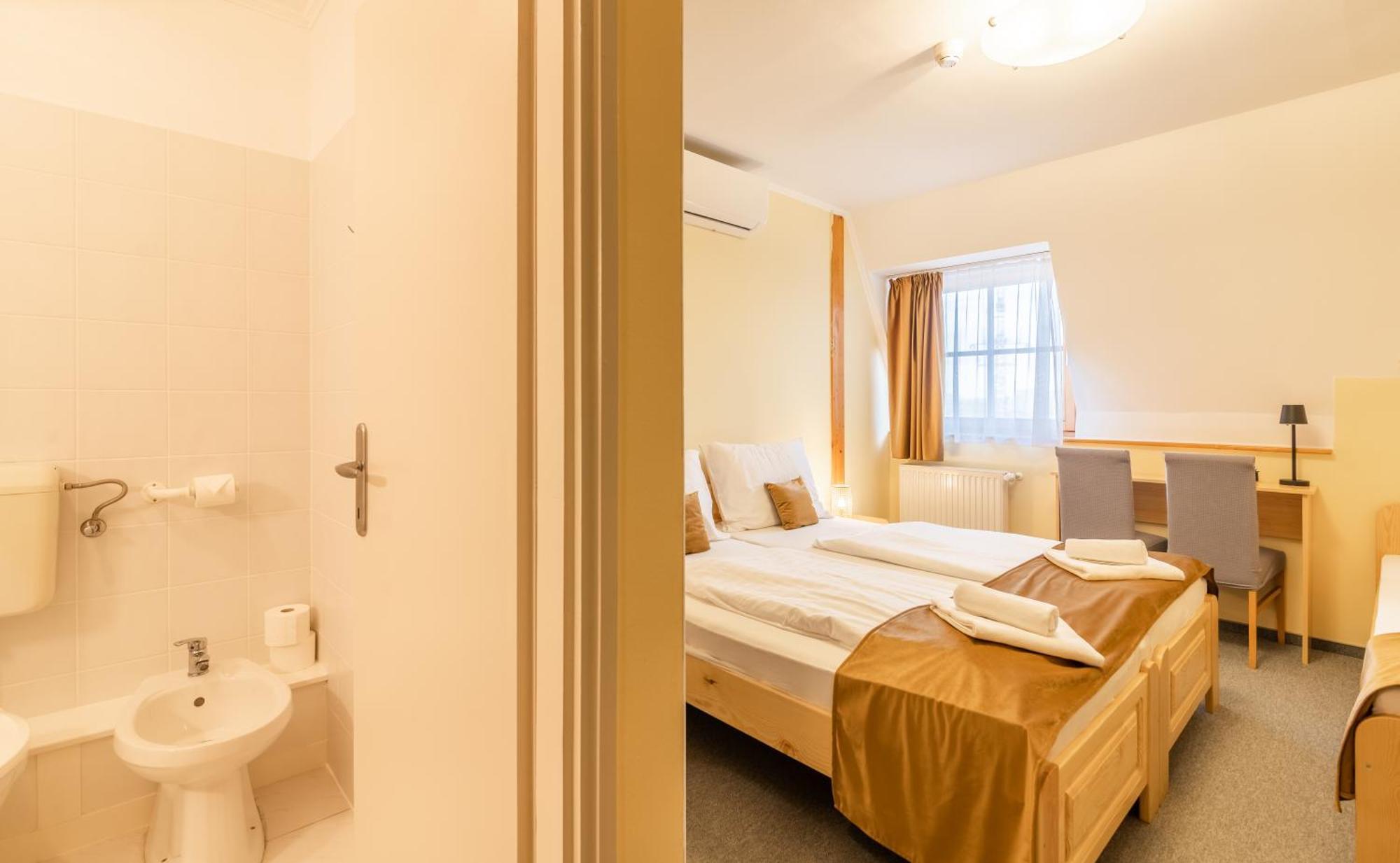Regia Panzio Bed & Breakfast Halaszi Ngoại thất bức ảnh