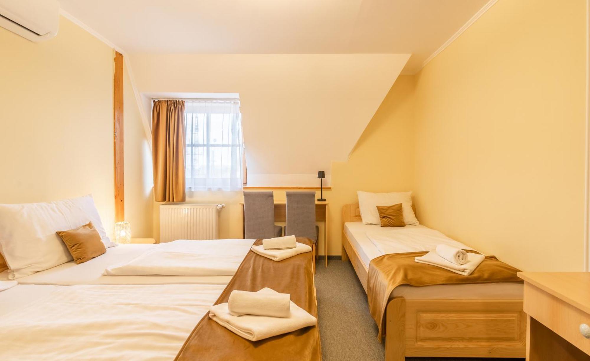 Regia Panzio Bed & Breakfast Halaszi Ngoại thất bức ảnh