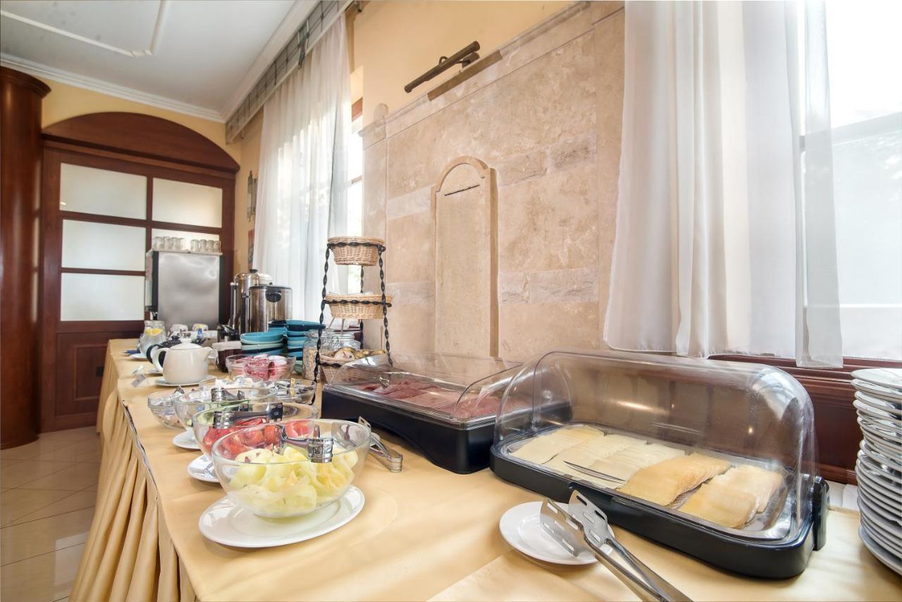 Regia Panzio Bed & Breakfast Halaszi Ngoại thất bức ảnh